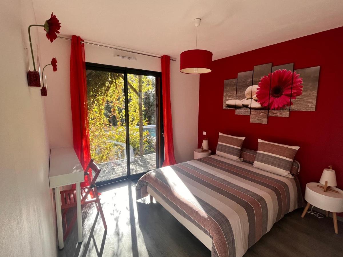 Du Reve O Naturel - Maison De Vacances Entre Gorges De L'Ardeche Et Gard Saint-Julien-de-Peyrolas Εξωτερικό φωτογραφία